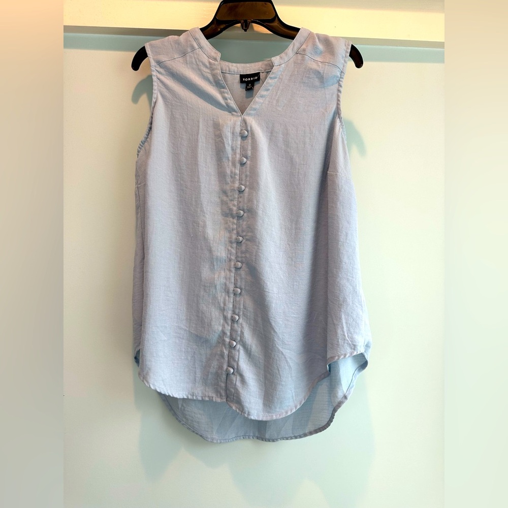 Torrid Blue Button Detail Tank size 0